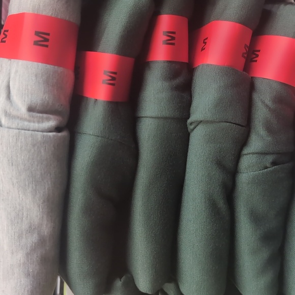 Eddie Bauer 2-pack Lounge Joggers Set - Picture 8 of 12